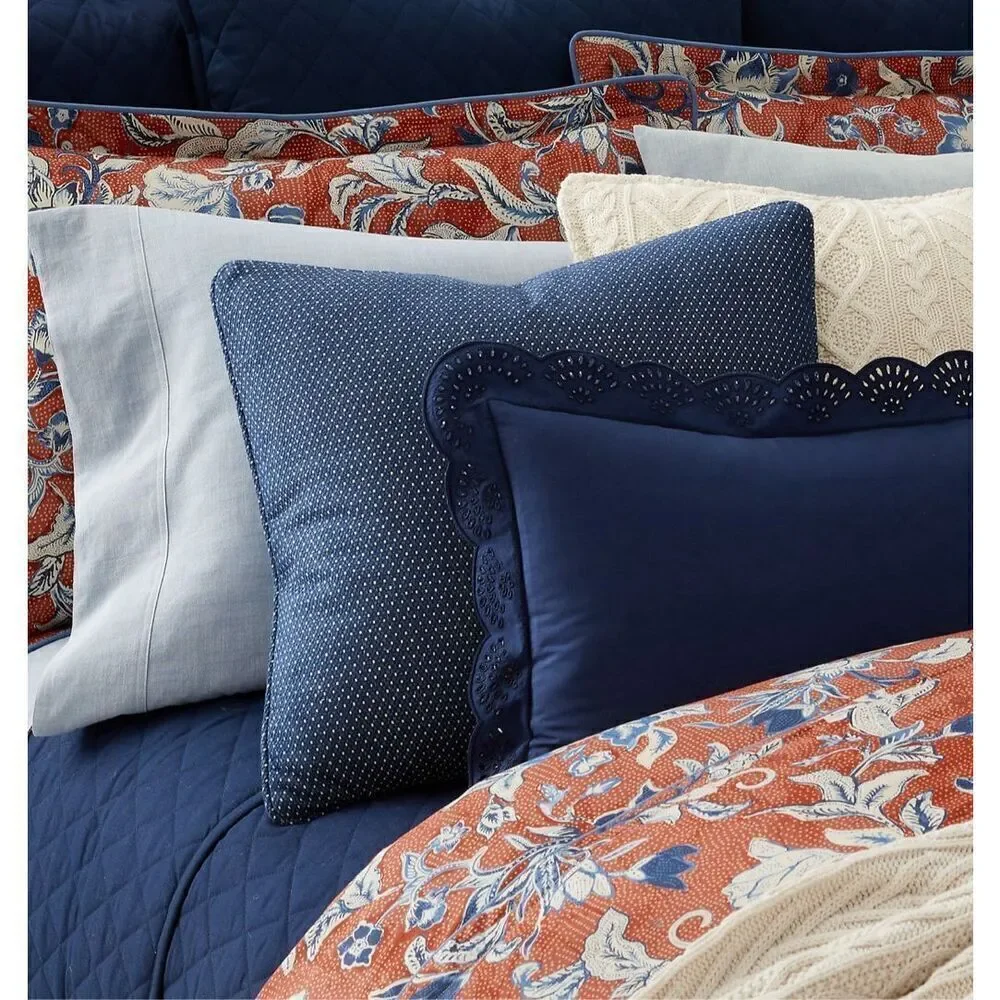 Ralph Lauren Home - Rl Eyelet Throw Pillow - Navy